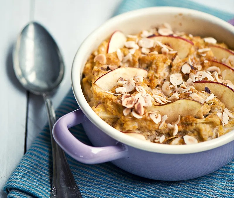 Apfel-Polenta-Auflauf